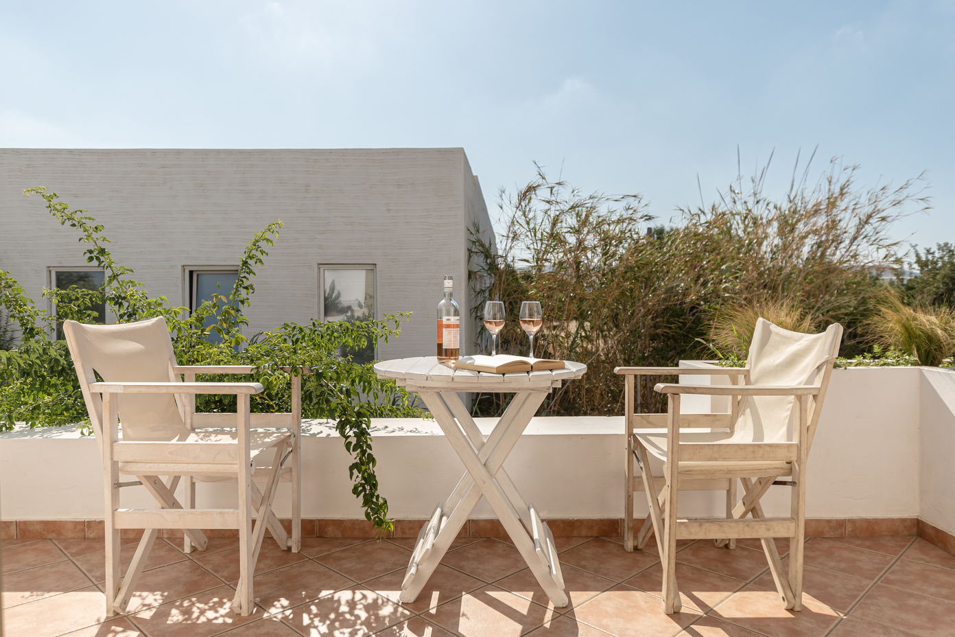 Book your wedding day in Plaka Hotels